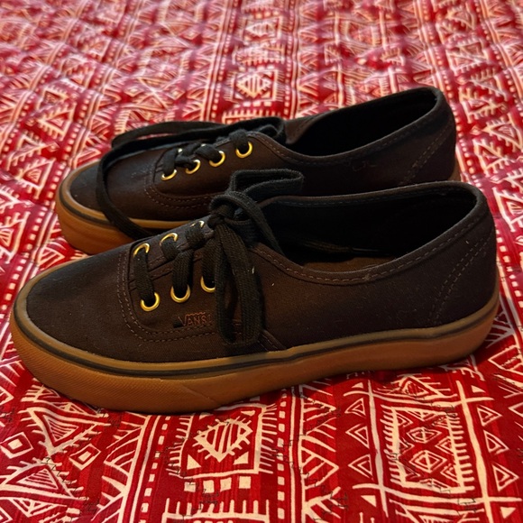 Van’s Size 5, Black with Rubber, Canvas Shoes. Like New, Worn a couple of times. - Picture 5 of 7